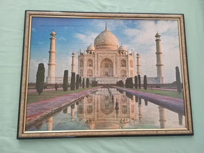 Quadro quebra cabeça emoldurado vidro 39x51