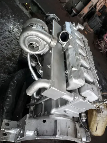 Motor mwm x10 250 Hp zero 