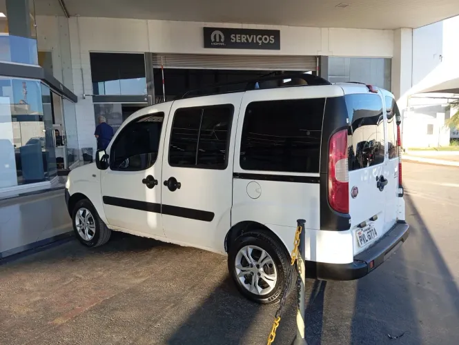 Fiat Doblo Essence 1.8 Flex 16V 5P 2017