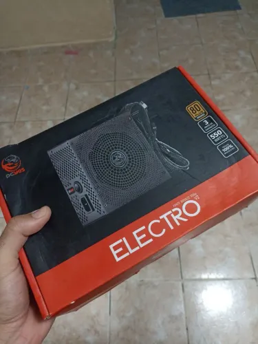 Fonte 550w real 80 plus bronze