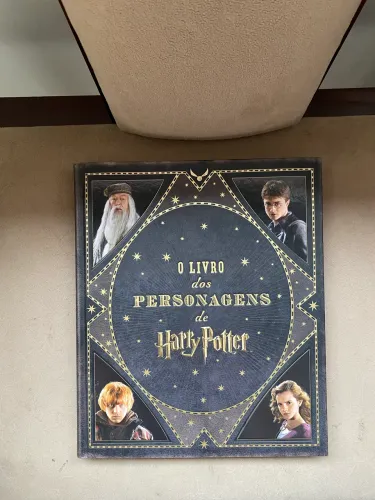 O livro dos personagens de Harry Potter