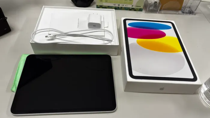 iPad A16 11 - Wi-Fi 128GB Prata - Completo na Caixa | Estado de Novo