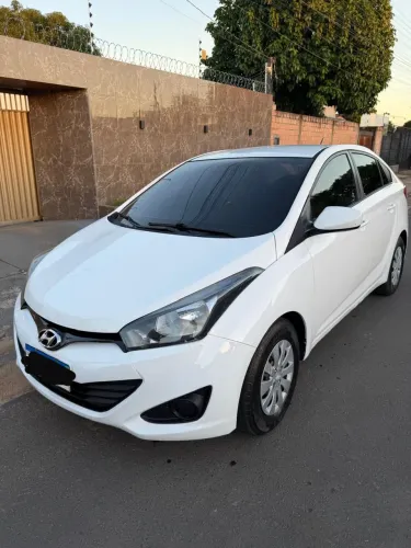 Hyundai HB20S C.style/c.plus1.6 Flex 16V Aut. 4P 2015