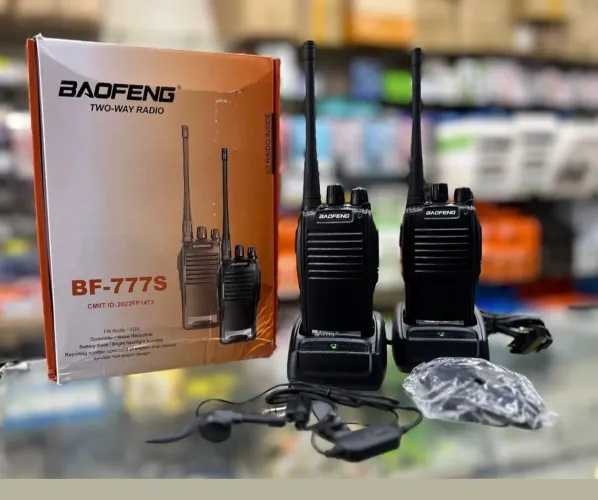 Rádio combinador baofeng 