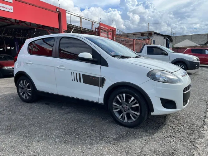 Fiat Palio Sporting 1.6 Flex 16V 5P 2013