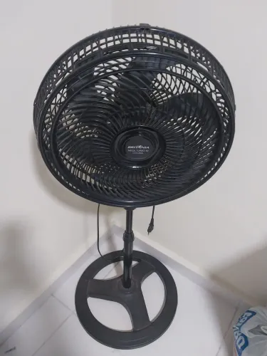 Ventilador Britânia turbo coluna