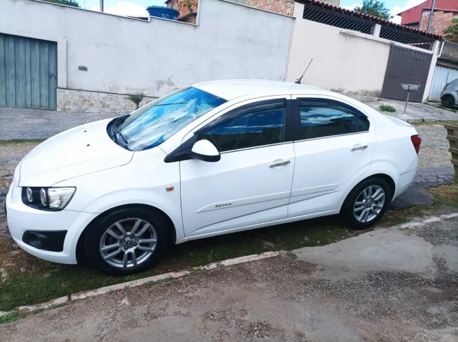 Chevrolet Sonic Sed. LTZ 1.6 16V Flexpower 4P Aut. 2014
