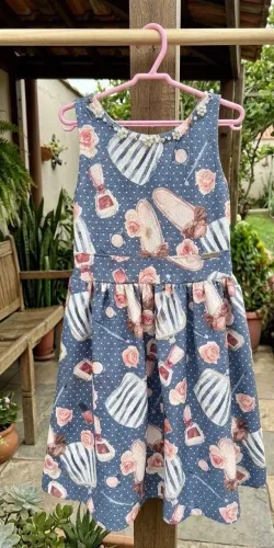 Lote de roupa de menina Tam 8 ao 10 