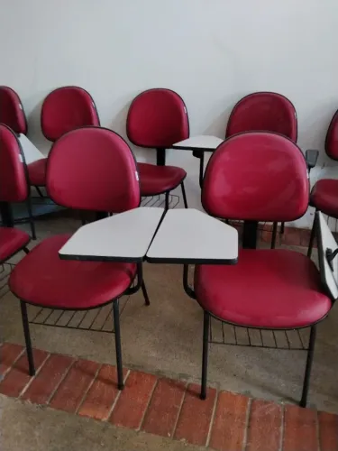 CADEIRAS PARA TREINAMENTO (TEMOS 50)