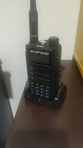 2 radios comunicadores Baofeng UV16  - pouco uso.