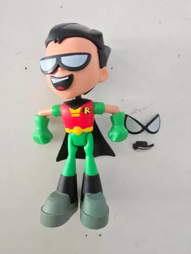 Boneco robin teean titans go! Troca de expressão mattel 2017