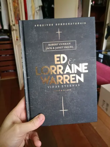 Pack Darkside livros Ed e Lorraine Warren e Objetos Sobrenaturais 