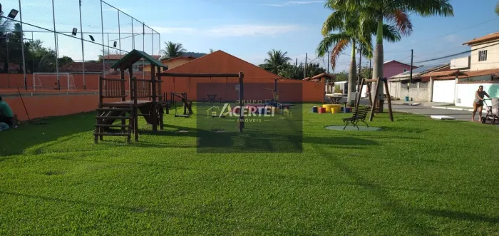 Casa de Condomínio à Venda em Centro, Maricá | 320m²
