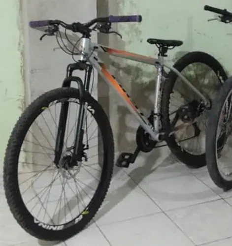 Bicicleta First Aro 29 - COM NOTA!