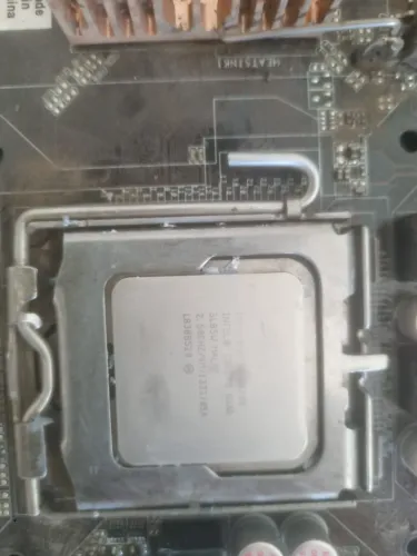 Kit PC Core2 Quad Q8300 + Placa Asus + 4GB RAM - R$120