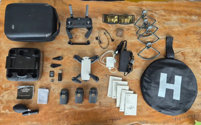DJI SPARK FLY MORE COMBO + BASE CARREGADORA