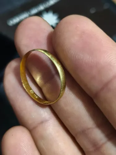 2 Alianças de Ouro - 2.9 gr e 1.3 gr