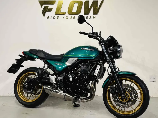 Kawasaki Z650rs 2023