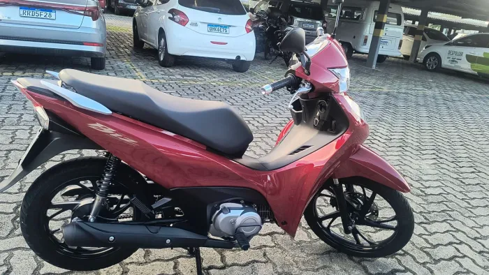 Biz Ex 125. 2025