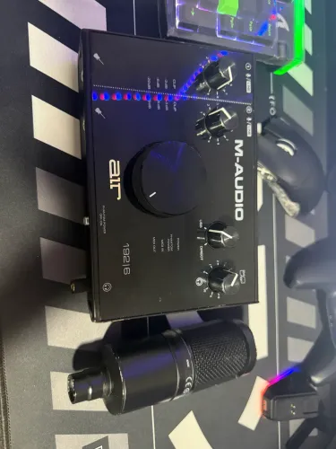 Microfone + Interface M-Audio