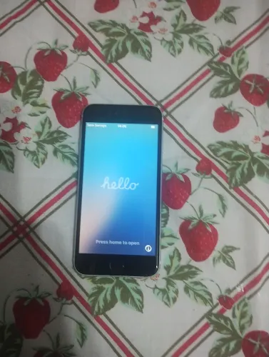 iPhone se 2022 64 gb