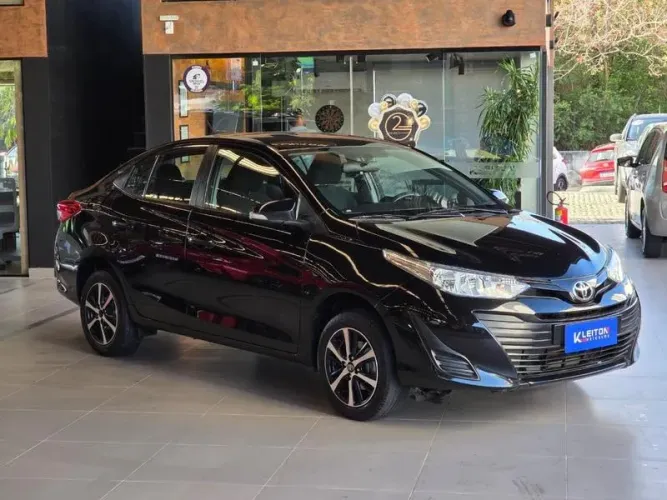 Toyota Yaris XL Live Sedan 1.5 Flex 16V 4P AUT 2020