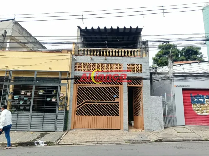 SOBRADO COM 3 DORMITÓRIOS A VENDA, 213m² Jardim Carvalho - Guarulhos - SP