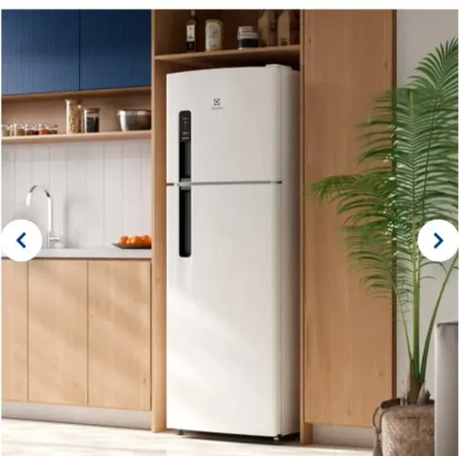 Refrigerador frost free seminovo apenas 3 meses de uso.
