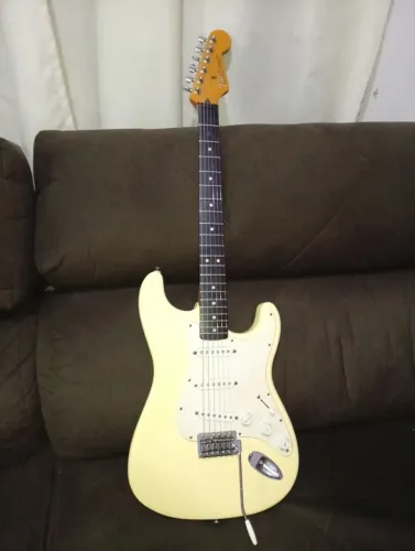 Fender Strato MIM 2001