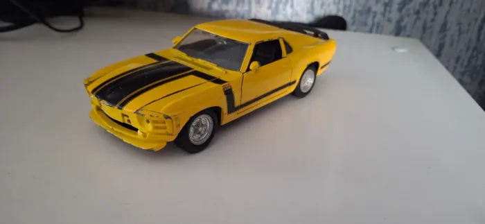 Miniatura Mustang BOSS 302