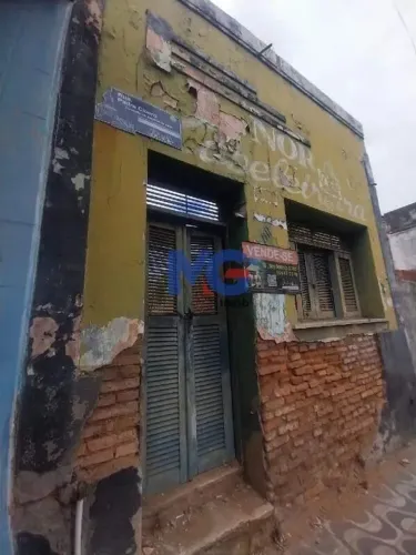 Terreno à venda no Centro de Juazeiro do Norte, CE 132 m²