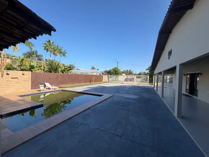 VENDO CASA DE ALTO NÍVEL - Condomínio jardim Guanabara.