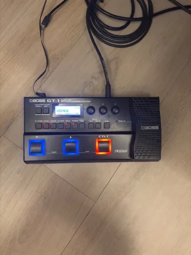 pedaleira boss gt-1 para guitarra