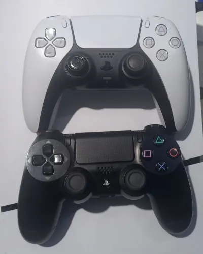 Controles Originais Ps4 e Ps5 (Leia a Descrição)
