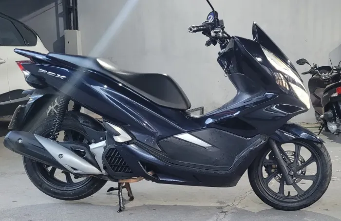 HONDA PCX  ACEITO TROCA e  CARTÃO 