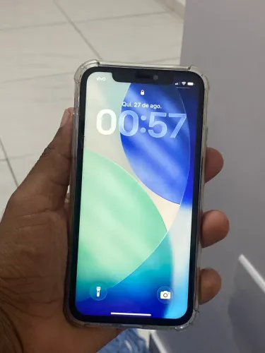iPhone 11