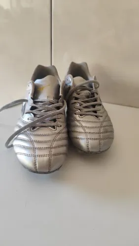 Chuteira Mizuno monarcida neo III campo tamanho. 39