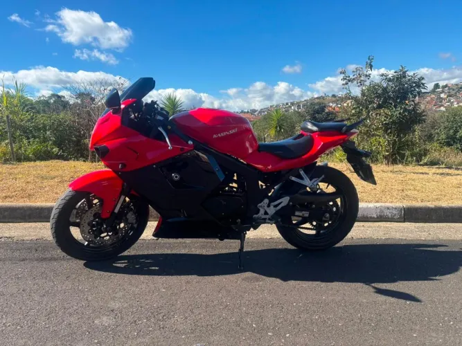 Vendo Kasinski comet GTR250cc