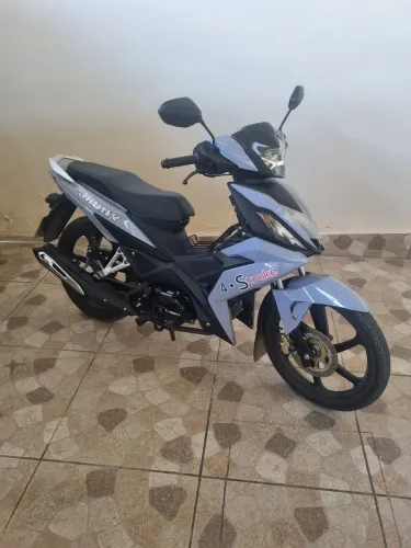 JONNY 4S 50cc 2025. Estado de 0km Apenas 300 km