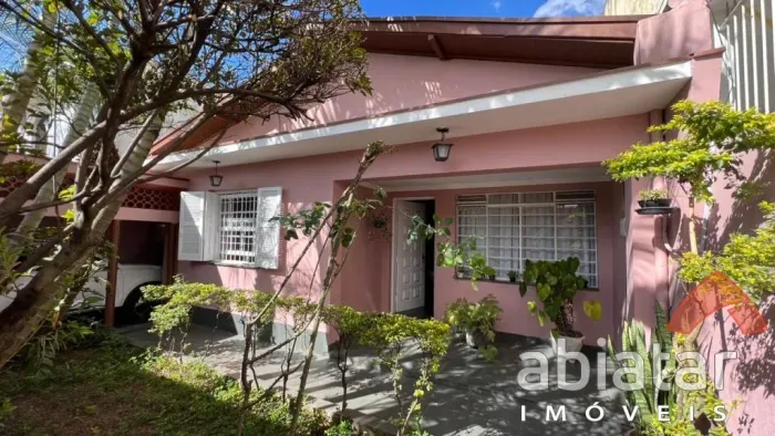 CASA TÉRREA -VENDA/ LOCAÇÃO - CENTRO - TABOAO DA SERRA - 3 DORMITORIOS - 2 BANHEIROS - JD