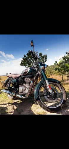 Classic 350cc Royal Enfield - Green Halcyon