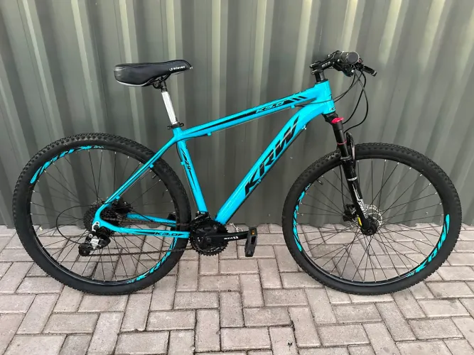Bicicleta aro 29 freios hidraulicos alumínio