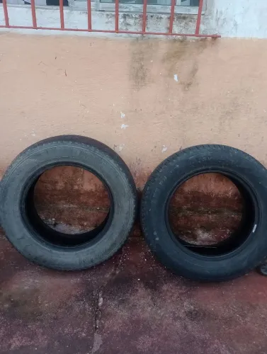 Pneu muito bom