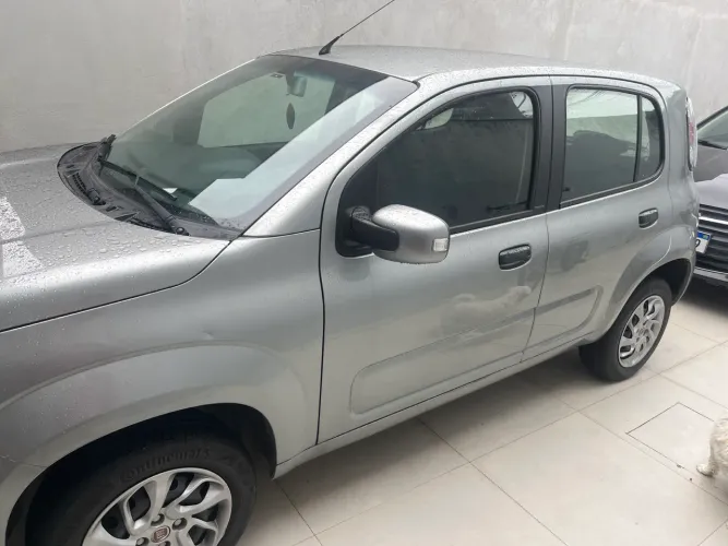 Fiat Uno Attractive 1.0 Flex 6V 5P 2017