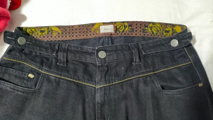 Calça jeans down jacquards 