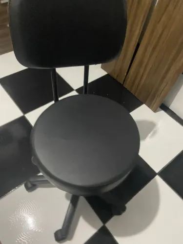 CADEIRA GIRATÓRIA MOSHO