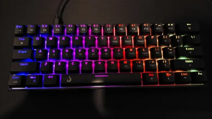 Teclado Mecânico Gamer Risemode GM1 RGB Switch Brown Outemu | Excelente Estado