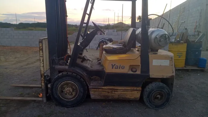 Empilhadeira da Marca YALE