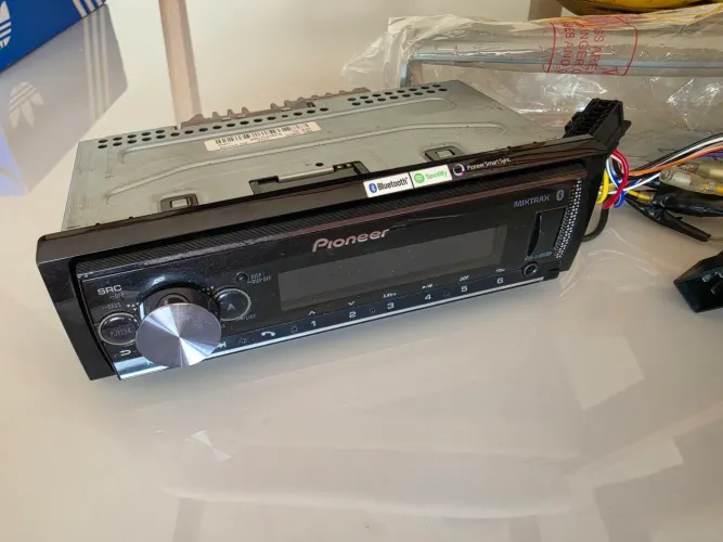 Som automotivo Pionner Mixtrax MVH X7000BR