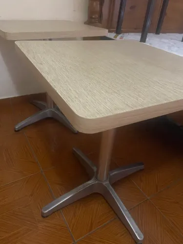 Mesa lanchonete/ Bar e restaurante com base de ferro